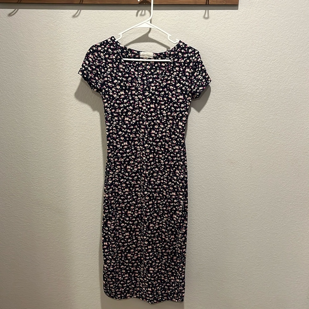 Women’s Large Jessica Simpson flower dress body con-used
